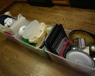 BAKEWARE, PLASTICWARE