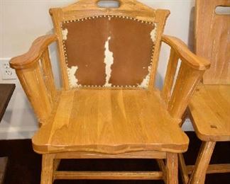 RANCH OAK COW HIDE CHAIR