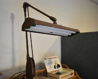 METAL DESK LIGHT
