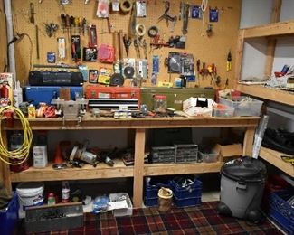 TOOLS/HARDWARE