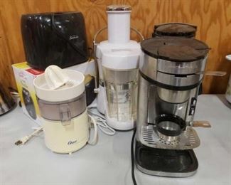 #1207: Two Toasters, Two Juicer, and Two Coffee Pots
Two Toasters, Two Juicer, and Two Coffee Pots