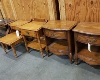#1517: 4 End Tables and Entertainment Center with Glass
4 End Tables and Entertainment Center with Glass