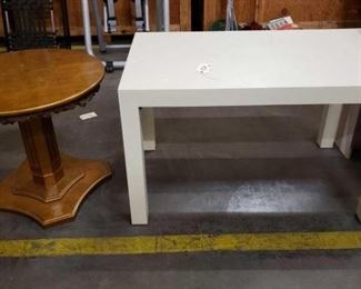#1520: Dining Table White and Lamp Table
Dining Table White 48"×30"×30" and Lamp Table 30" Wide and 27" Tall