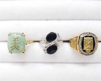 #55: Three 10k Gold Rings, 15.5g
Rings combined weigh approx 15.5g, ring sizes are 5, 7 and 8