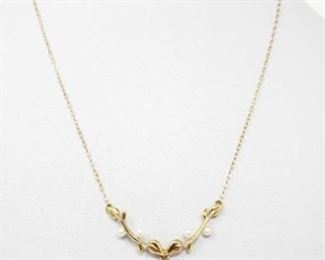 #59: 14k Gold Necklace with Pearls, 2.6g
Weighs approx 2.6g, Measures approx 15"-18"