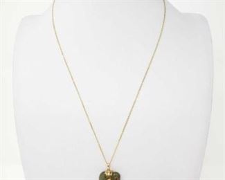 #61: 14K Gold Necklace with Elephant Pendant
14K gold chain necklace with an elephant pendant, appears to be jade. Chain weighs approx 8g. Lot 61