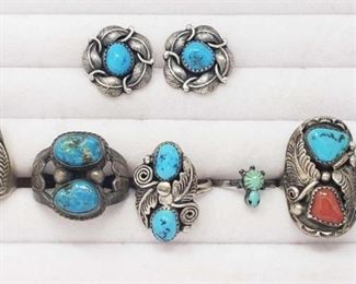#190: 6 Sterling Silver and Turquoise Rings and Pair of Earrings
Combined weigh approx 51.1g, Sizes 5-10