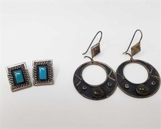 #200: Two Pairs of Sterling Silver Earrings, 17g
Combined weight approx 17g