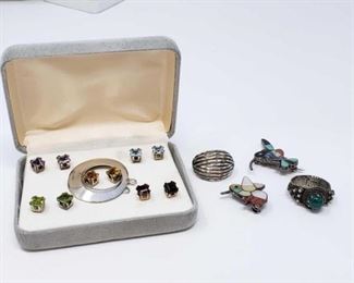 #193: Sterling Silver Ring, Pins and Five Pairs of Earrings
All combined weigh approx 22g, rings is size 5.5