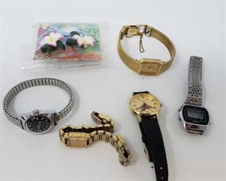 #230: 5 Watches and Floral Earrings
5 Watches and Floral Earrings