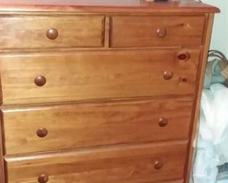 chest of drawers dresser 