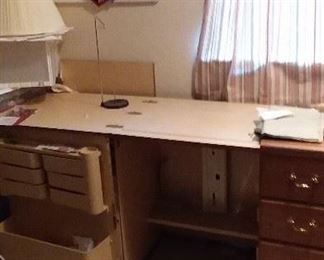 sewing desk 