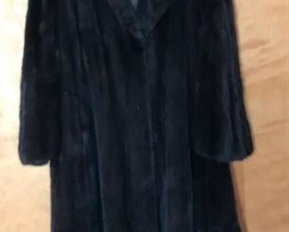 Evans Furrier Mink Coat https://ctbids.com/#!/description/share/155613