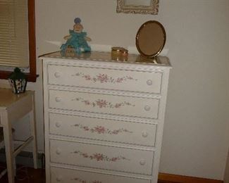 5 drawer chest