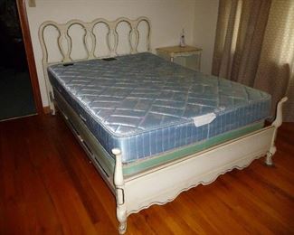 nice clean bed