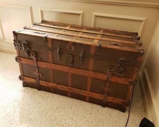 ANTIQUE CHEST