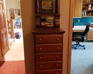 ANTIQUE CLOCK