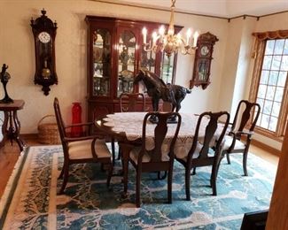 BEAUTIFUL ETHAN ALLEN DINING SET