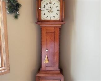 MONUMENTAL ANTIQUE GRANDFATHERS CLOCK