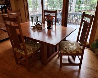 BEAUTIFUL MISSION DINING SET