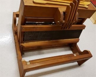 NICE TABLE TOP LOOM