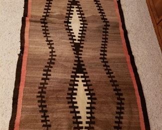 VERY NICE NAVAJO RUG