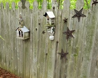 GARDEN ART