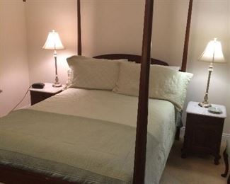 Pencil post bed