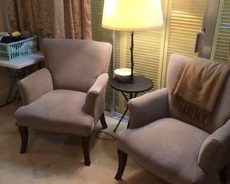 Pair of arm chairs