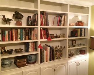 Great collection of books
Some Pelican Press and other local publishers