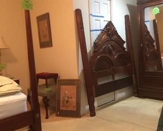 Victorian bed
Include headboard
Footboard
Rails
Bed slats