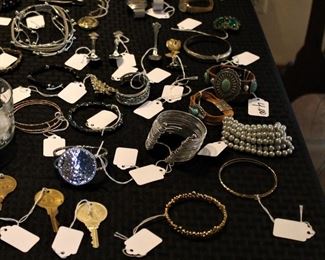Nice vintage watches, collectible hotel keys, costume jewelry and vintage postcards!