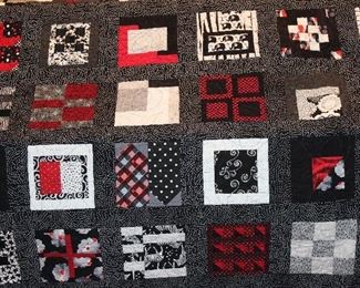 BLOCK OPTIC MID CENTURY QUILT 