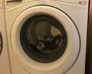 Whirlpool Duet washer and dryer set