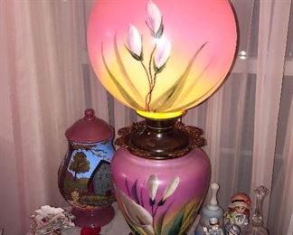 Electrified GWTW pink lamp with peace Lillie blossoms. 