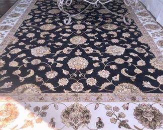 Another look at that unbelievable rug.  