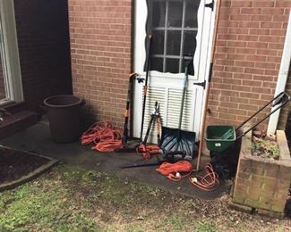 Assorted Yard and Garden Tools https://ctbids.com/#!/description/share/156051