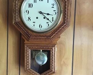 Wall Clock  https://ctbids.com/#!/description/share/156063