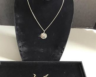 14 Karat Gold Jewelry https://ctbids.com/#!/description/share/156099
