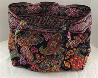 Vera Bradley bag https://ctbids.com/#!/description/share/158578
