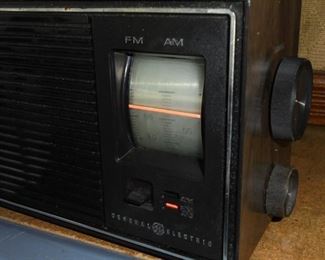 General Electric solid state radio