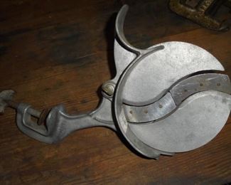 Antique metal hand crank counter mount meat slicer - Eagle Tool Mfg. Co. - Springfield Oh. w/original blades