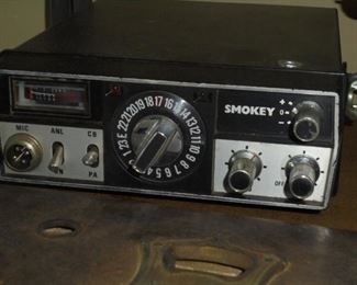 Vintage 'Smokey' 23 channel CB radio