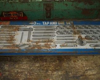 Full 40 pc tap & die set
