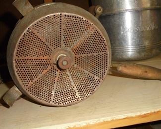 Antique sifter pot w/perfect wood handles