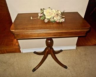 DROP LEAF TABLE