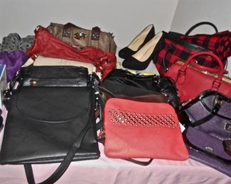 LADY'S BOUTIQUE PURSES