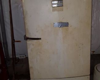GM Frigidaire with keg tap-way in door