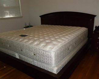 King Size Platform Bed & King Size Serta Mattress Set