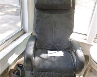 Massage Chair...Works perfectly but doesn't look great!
